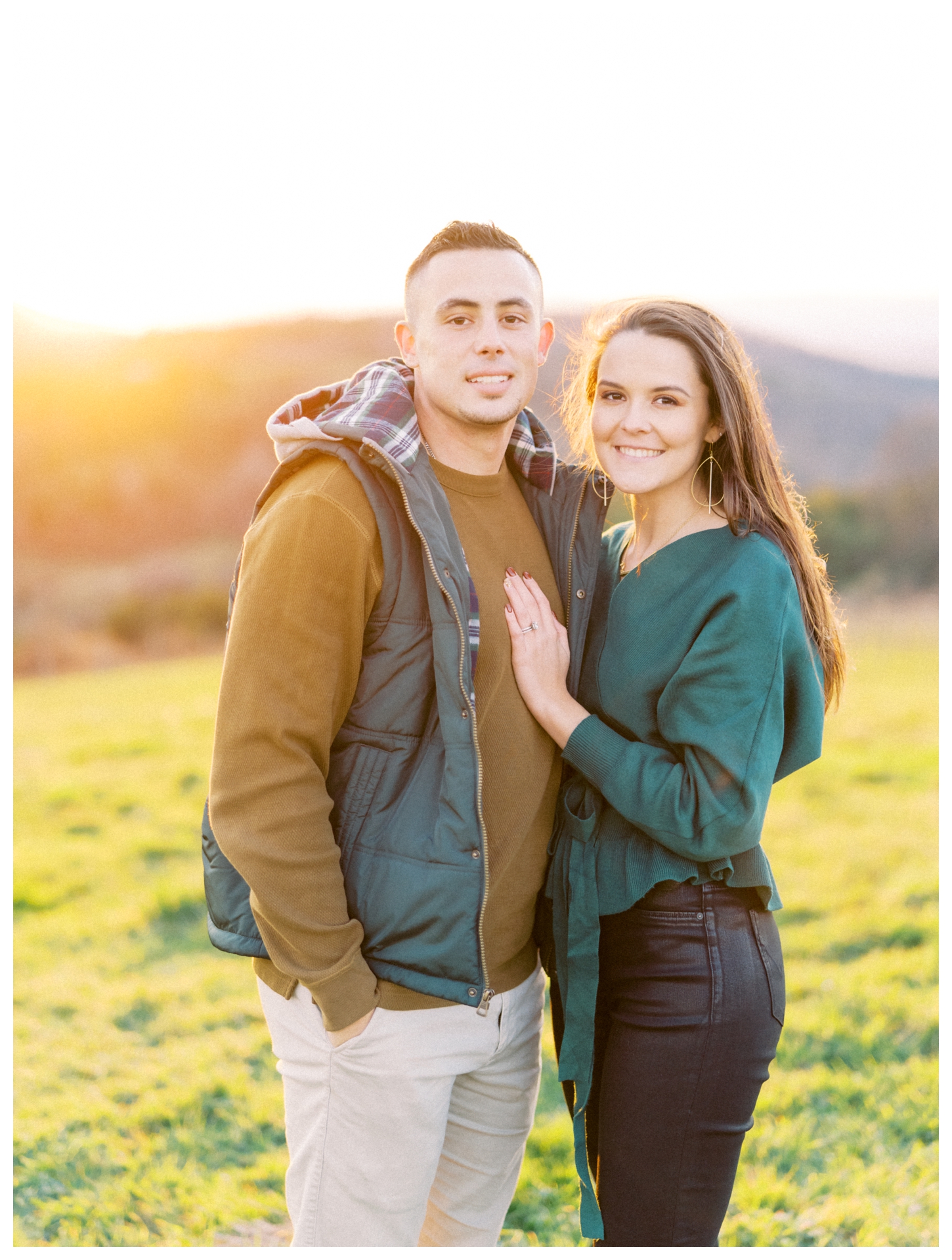 12 Ridges Vineyard Couples Portrait Photographer