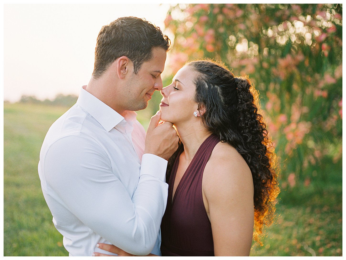 Oahu Hawaii Engagement Photographer