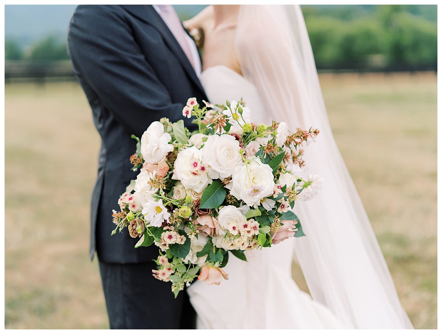 Oahu Hawaii Wedding Photographer