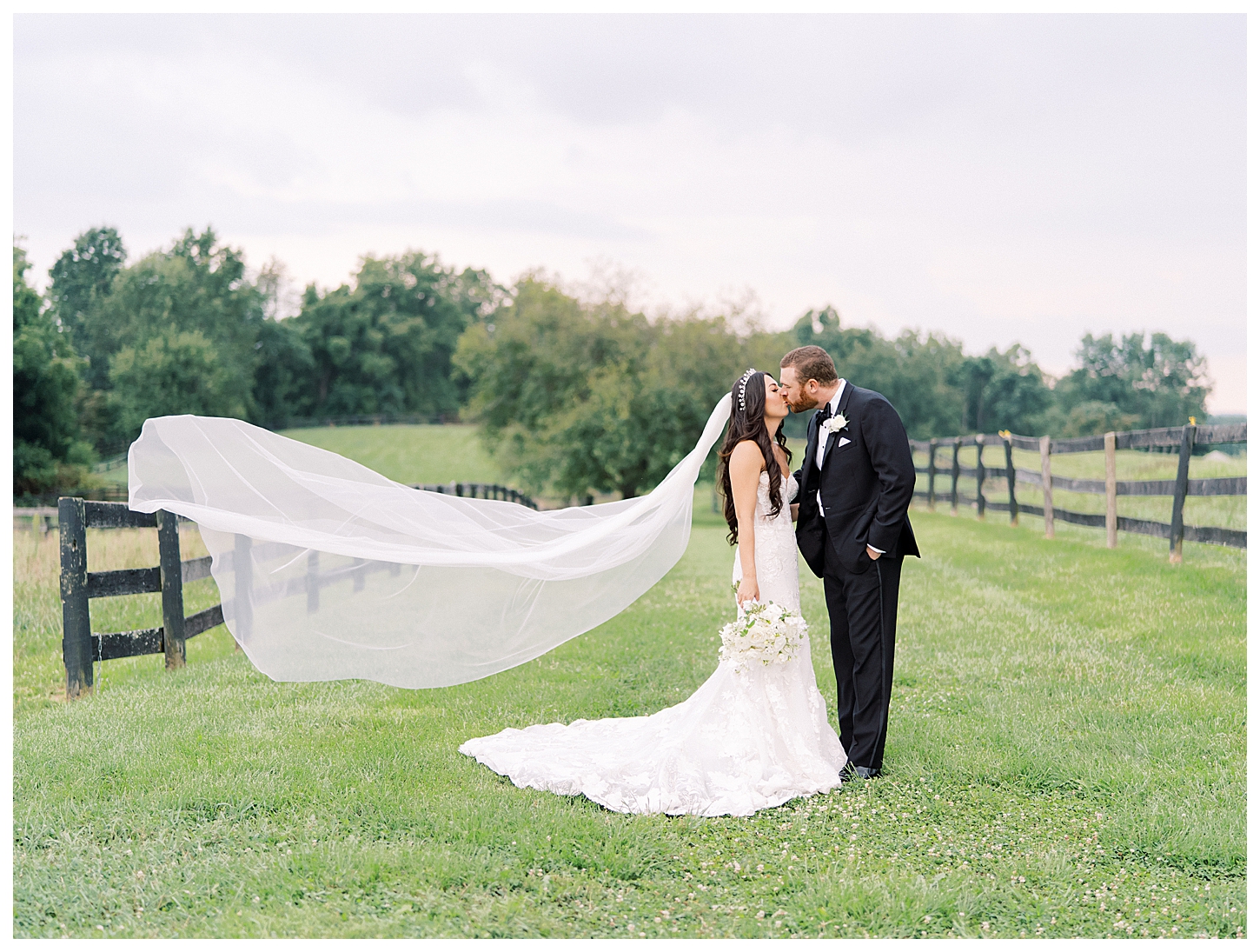 Oahu Hawaii Wedding Photographer