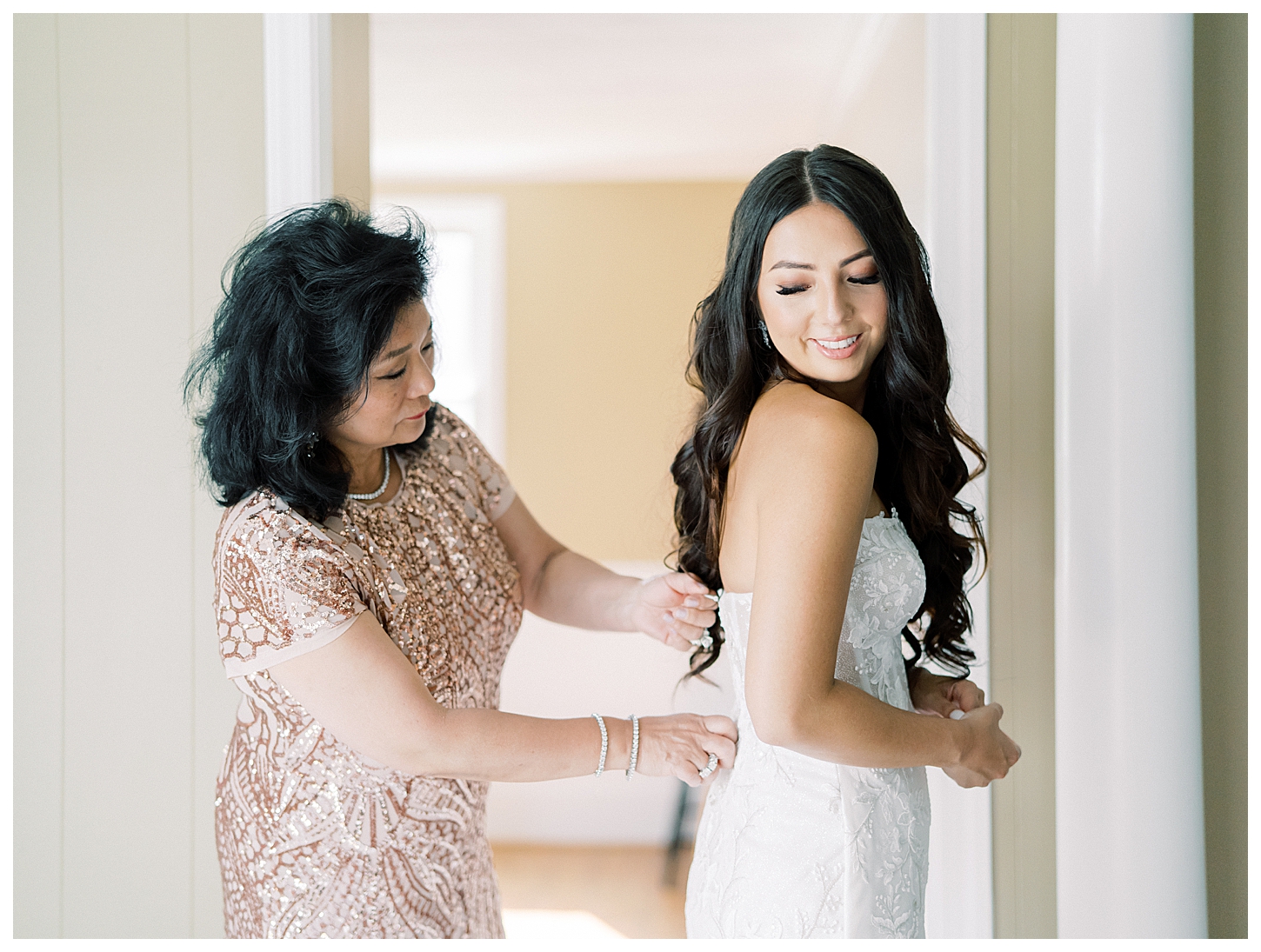 Oahu Hawaii Wedding Photographer