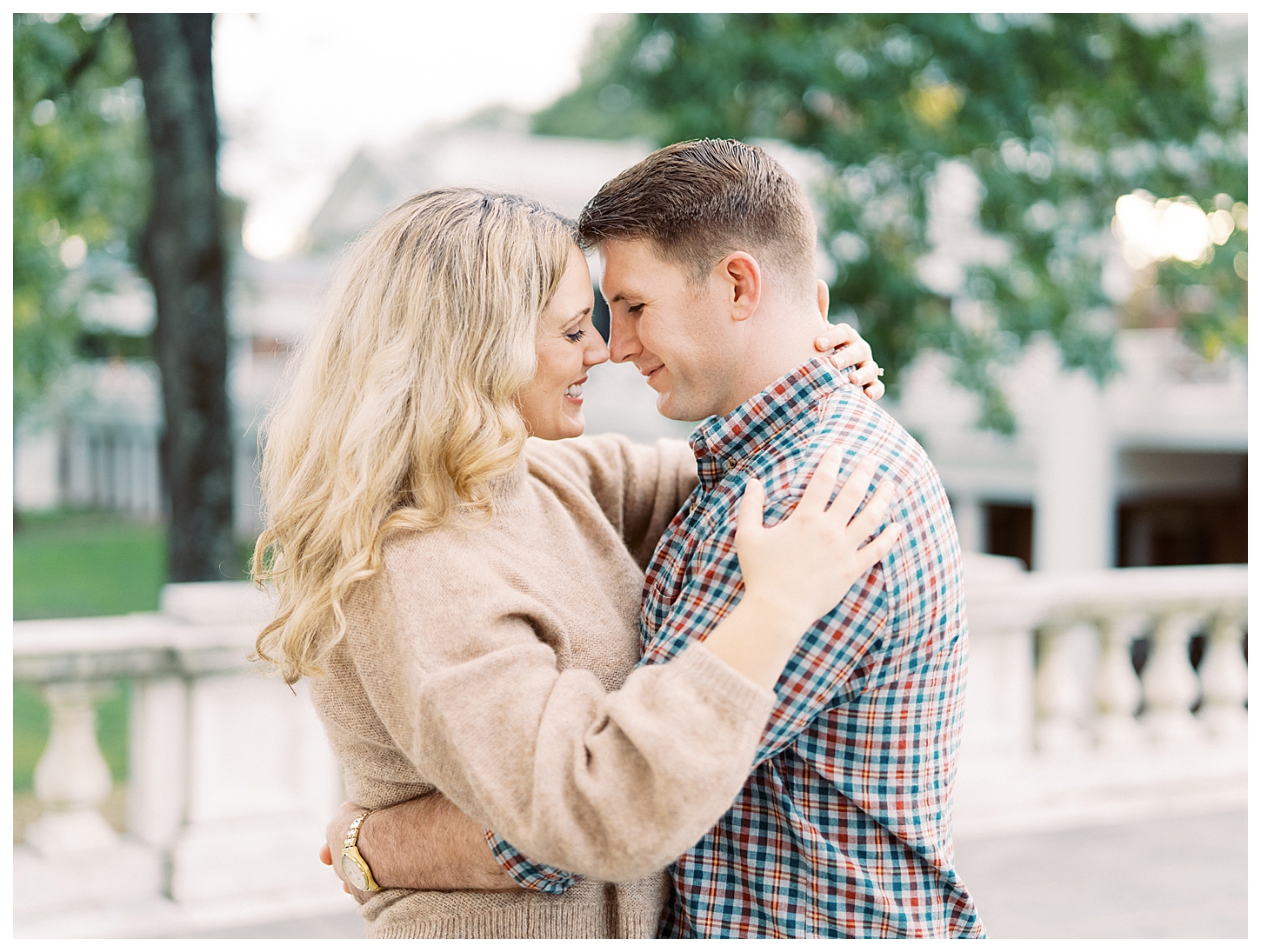 Oahu Hawaii Engagement Photographer