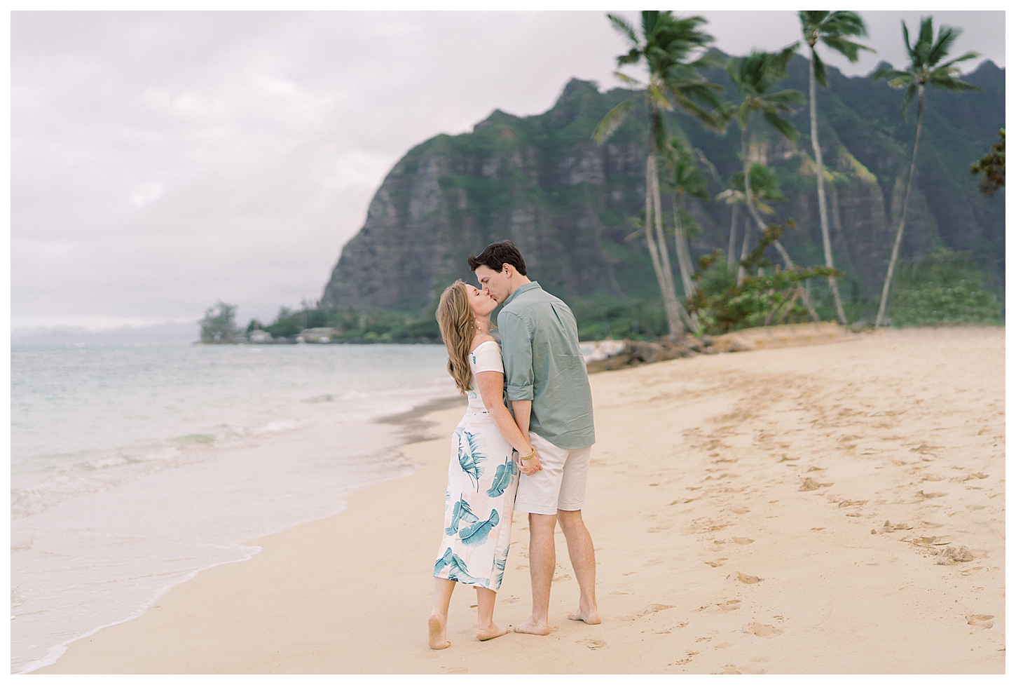 Kaaawa Beach Honeymoon Photographer