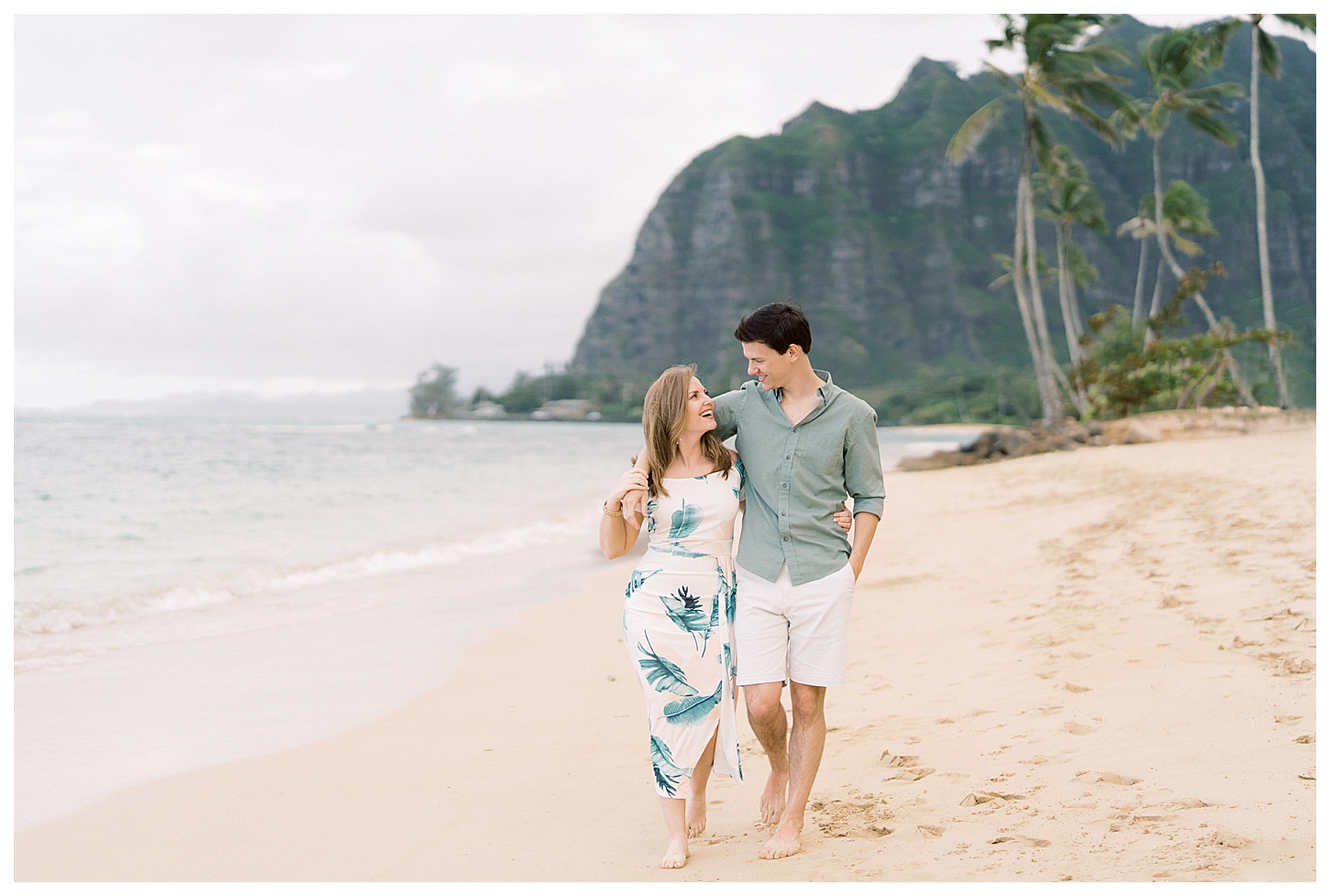 Kaaawa Beach Honeymoon Photographer