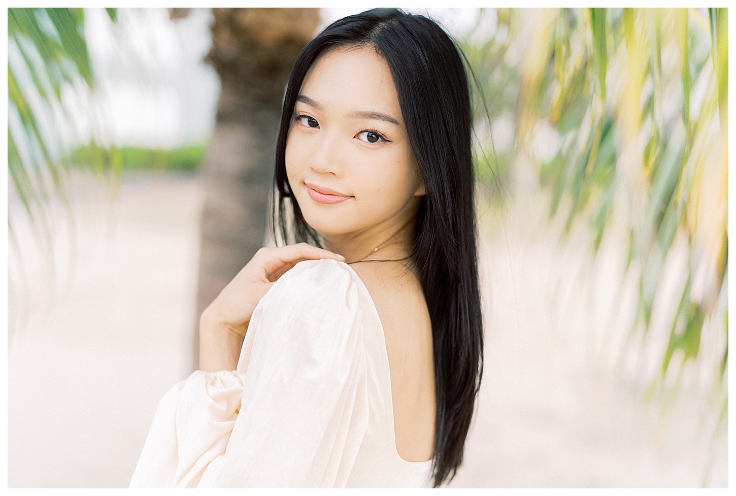 Honolulu Hawaii Senior Portrait Photographer