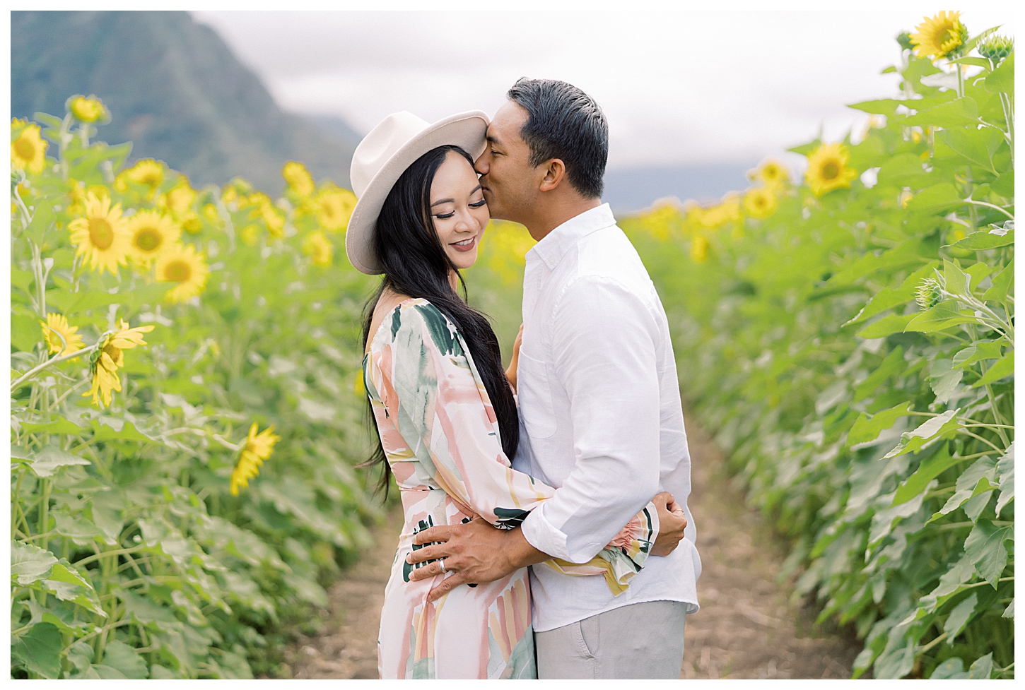 Sunflower Field Oahu Photoshoot