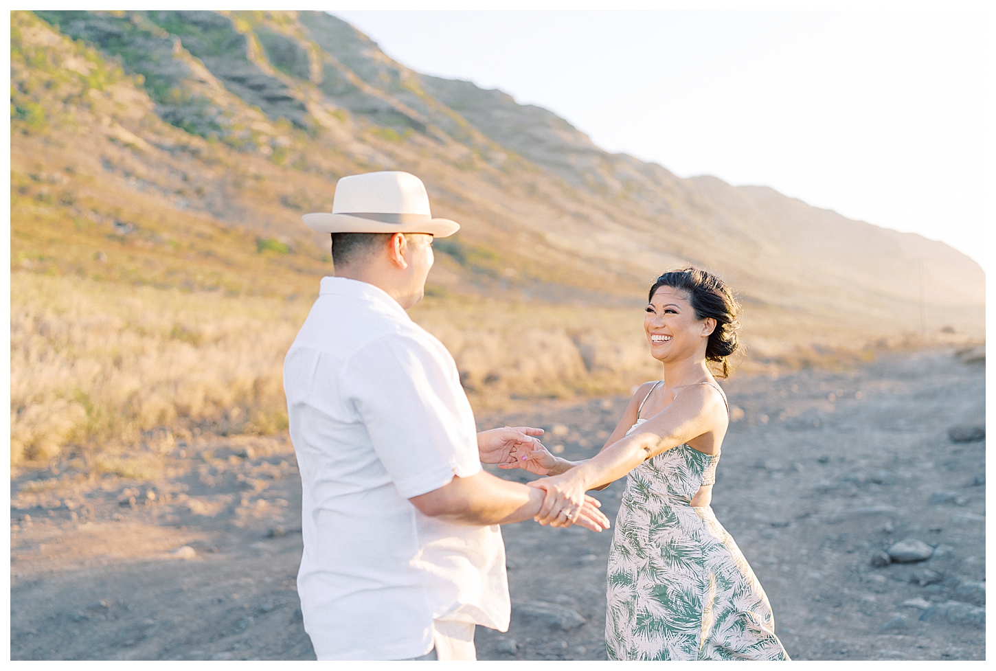 Oahu Hawaii engagement photographer