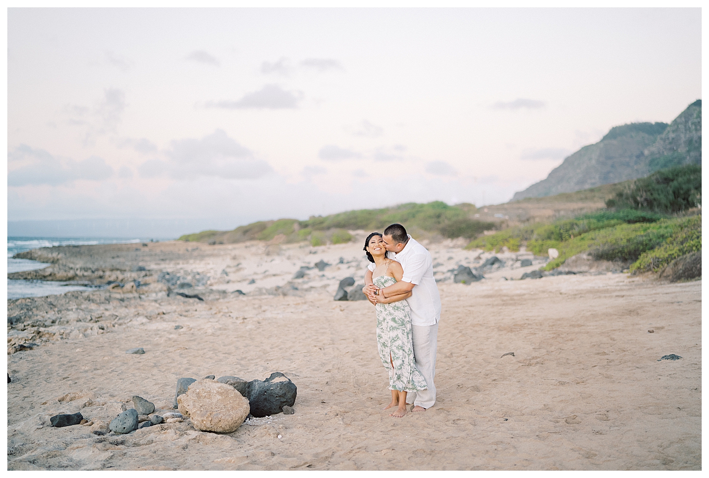 Oahu Hawaii engagement photographer