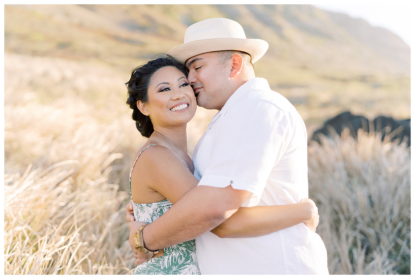 Oahu Hawaii engagement photographer