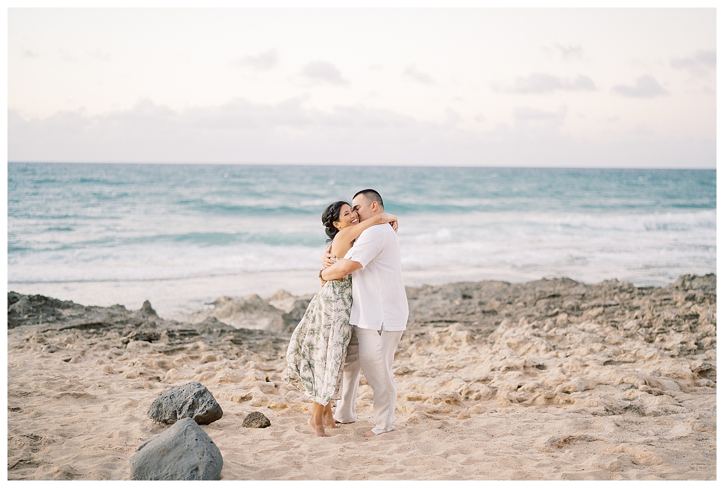 Oahu Hawaii engagement photographer