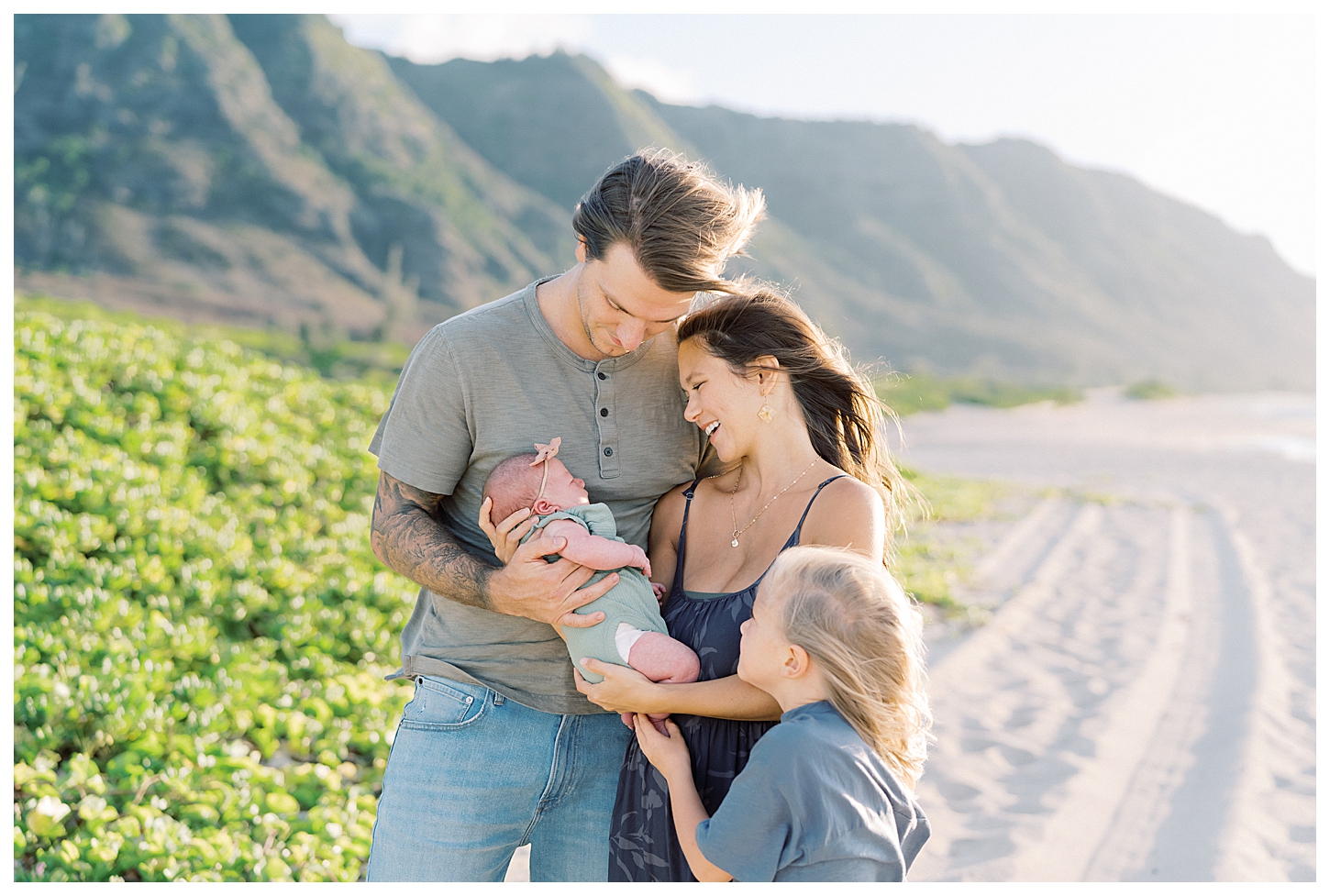 Mokuleia Beach Family Photographer