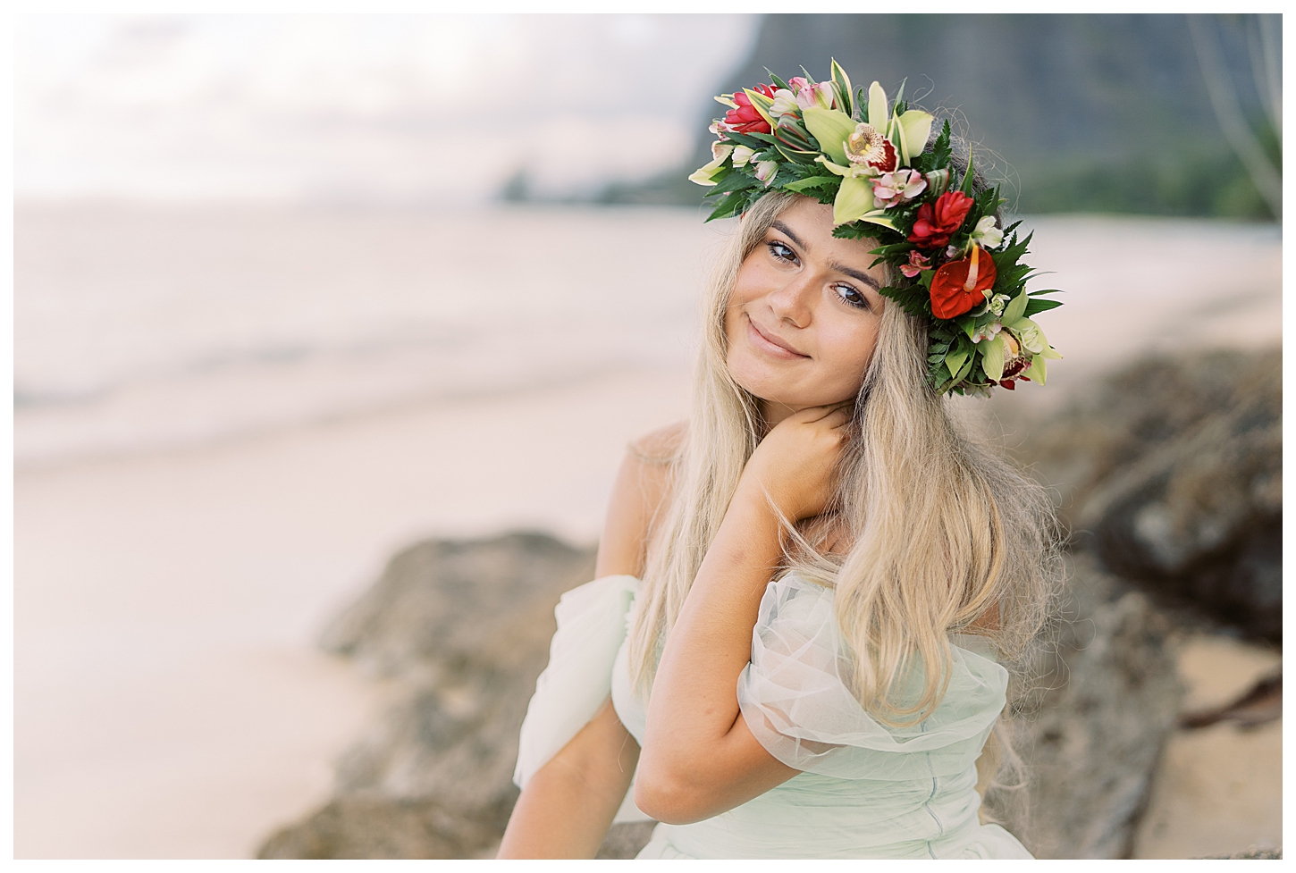 Oahu Hawaii Senior Portrait Photographer