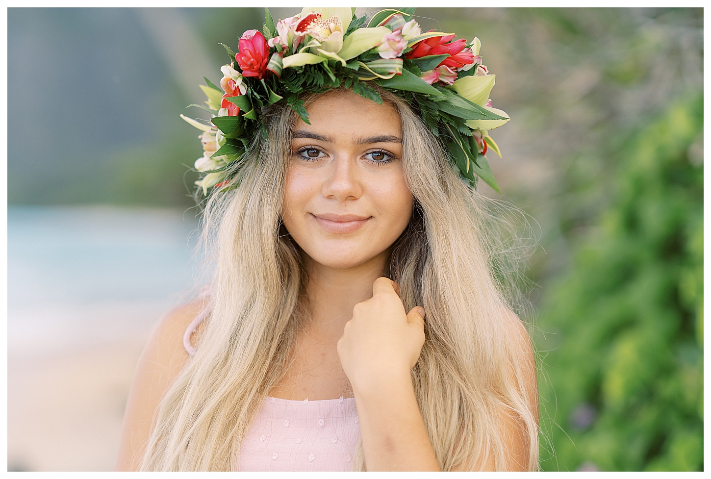 Oahu Hawaii Senior Portrait Photographer