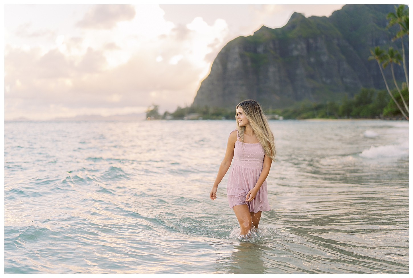 Oahu Hawaii Senior Portrait Photographer