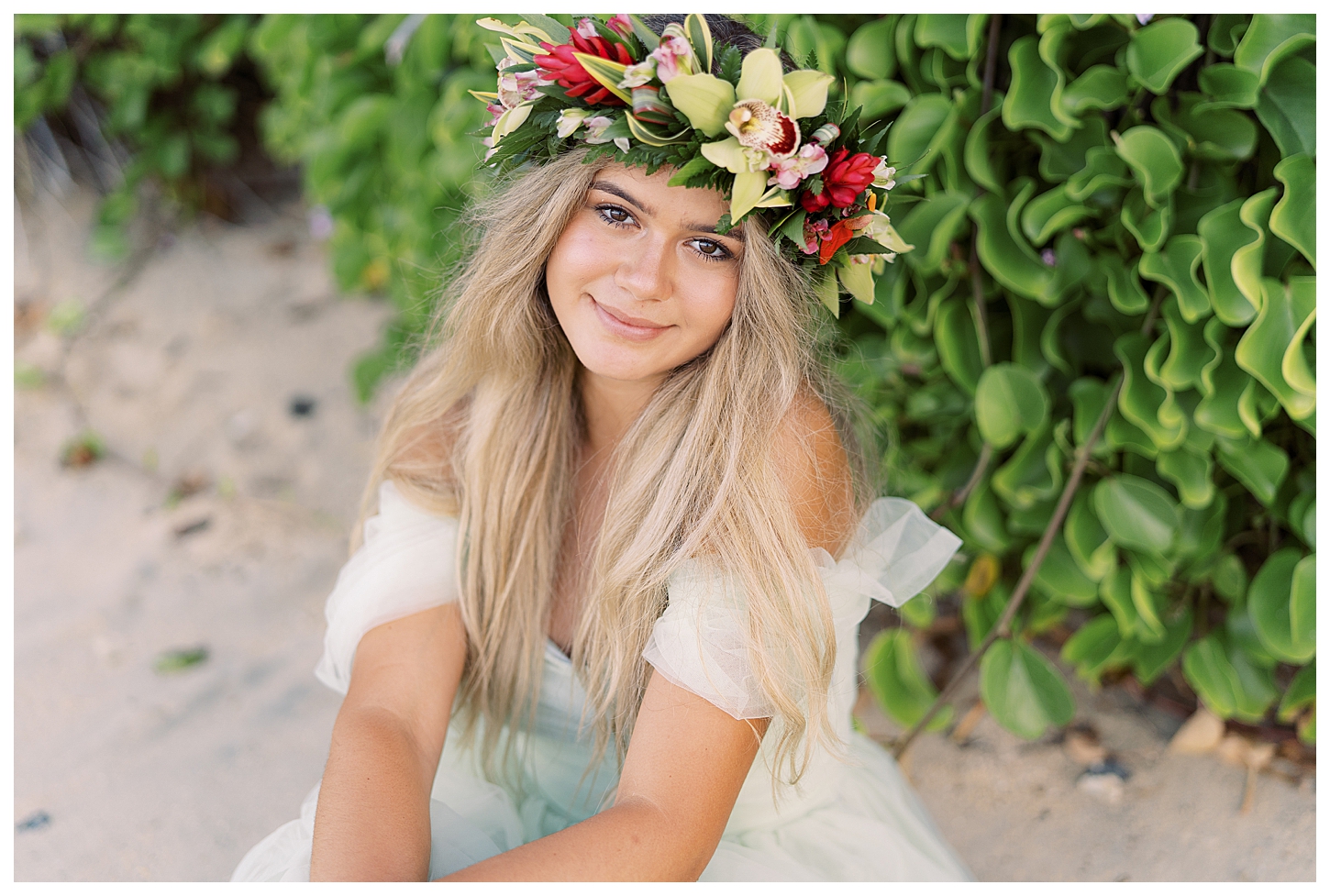 Oahu Hawaii Senior Portrait Photographer