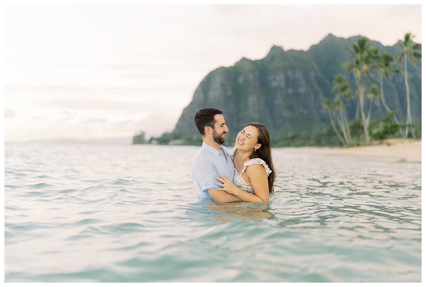 Honolulu Hawaii Engagement Photographer