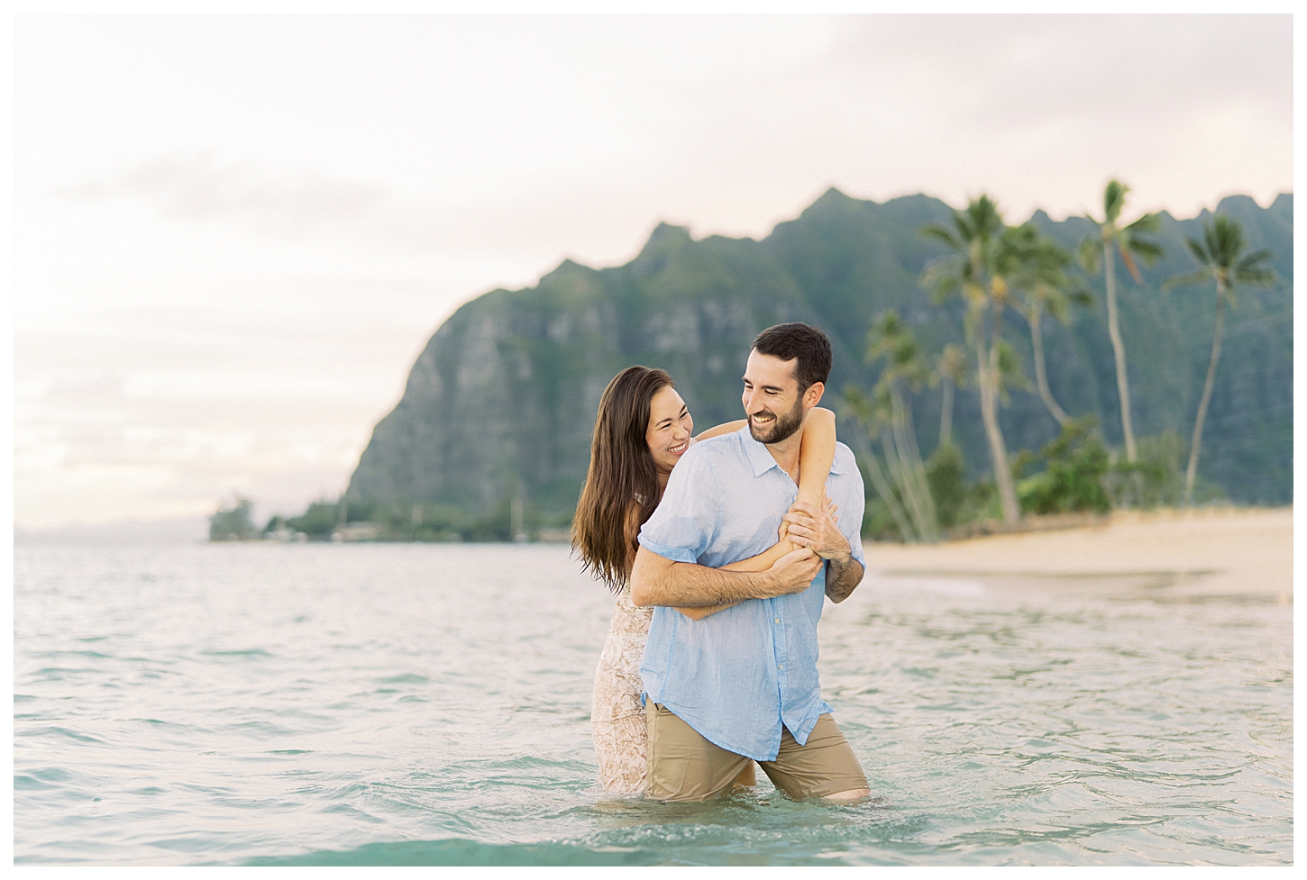 Honolulu Hawaii Engagement Photographer