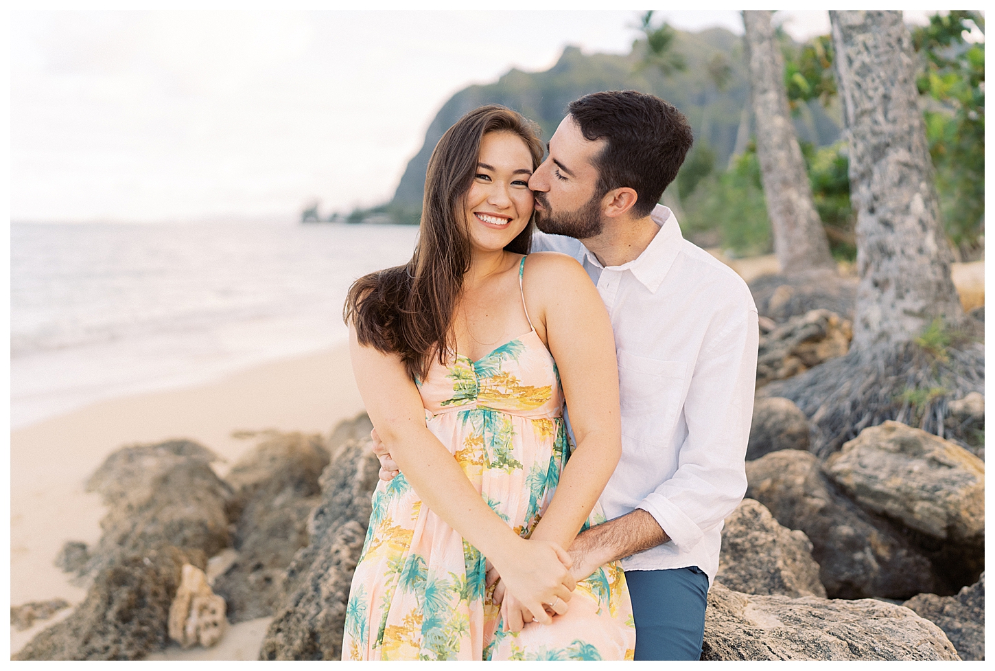 Honolulu Hawaii Engagement Photographer