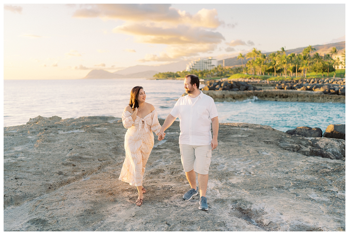 Honolulu Hawaii Couples Photographer