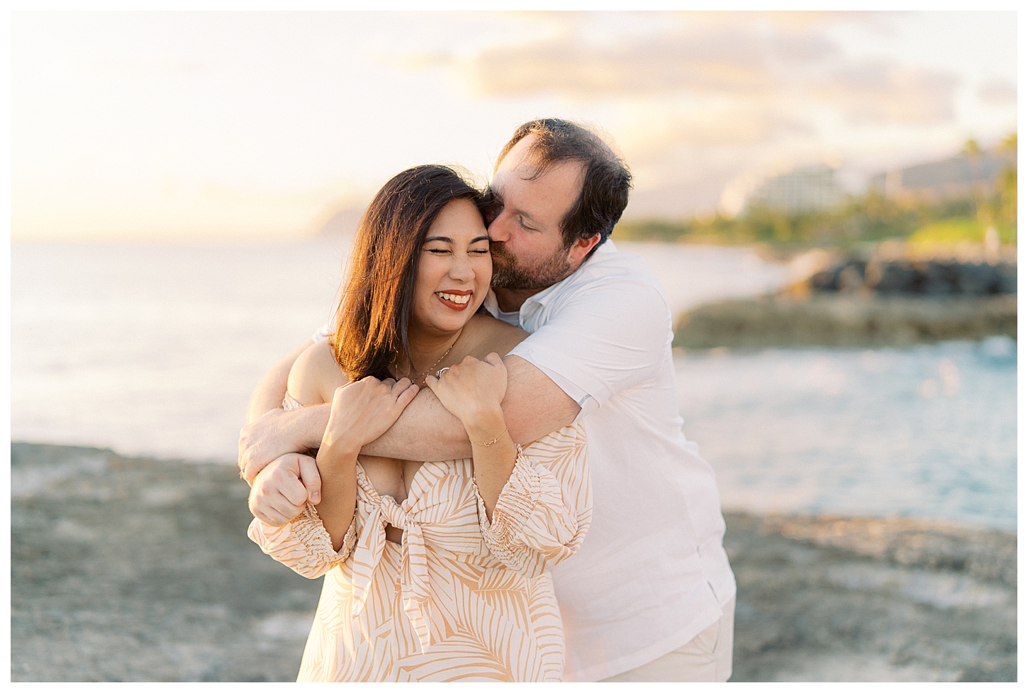 Honolulu Hawaii Couples Photographer