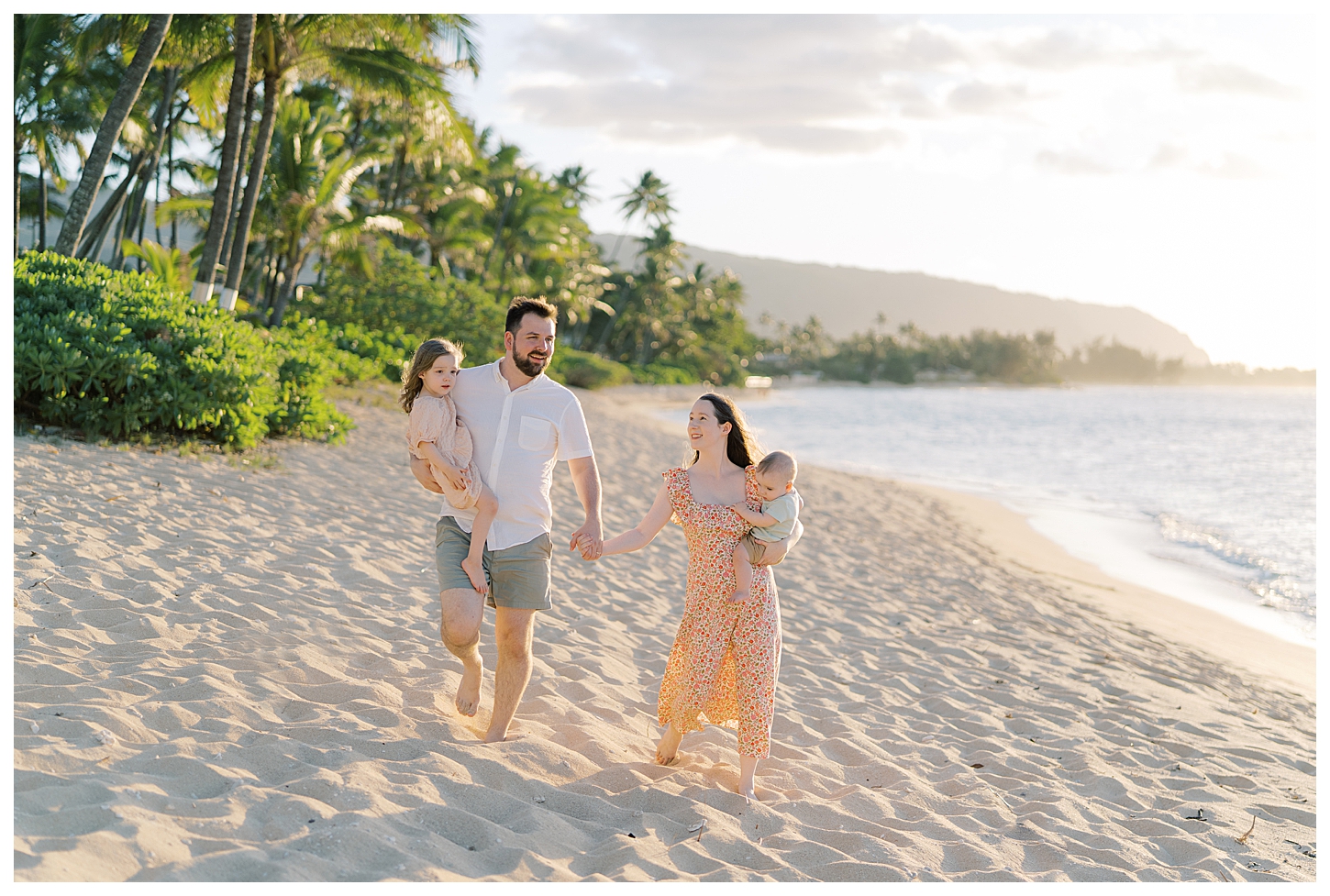 Aulani family portrait photographer