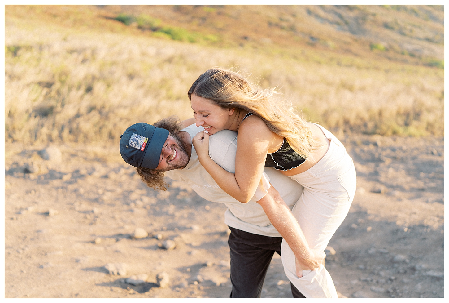 Oahu Hawaii Engagement Photographer