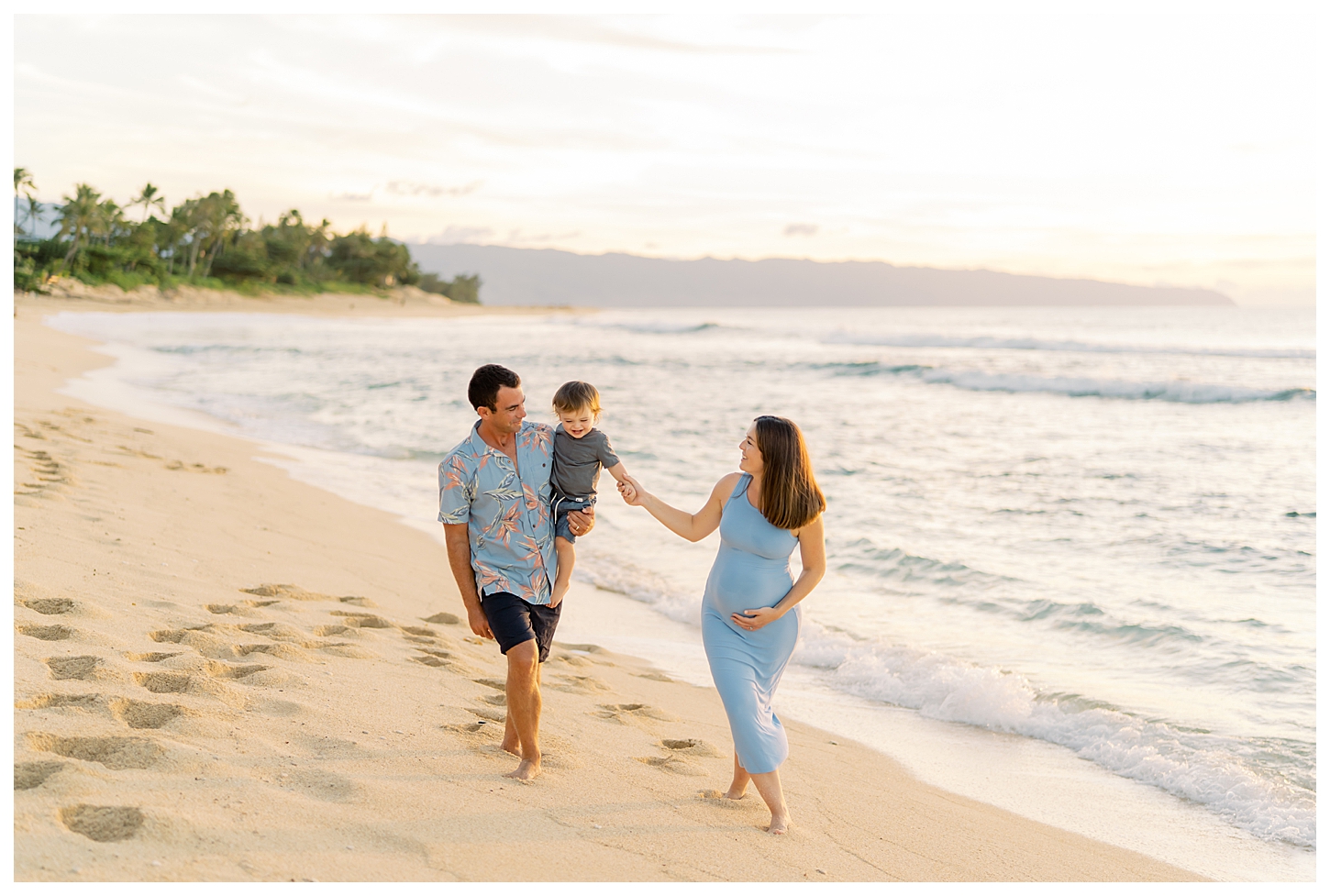 Honolulu Hawaii Family Portrait Photographer