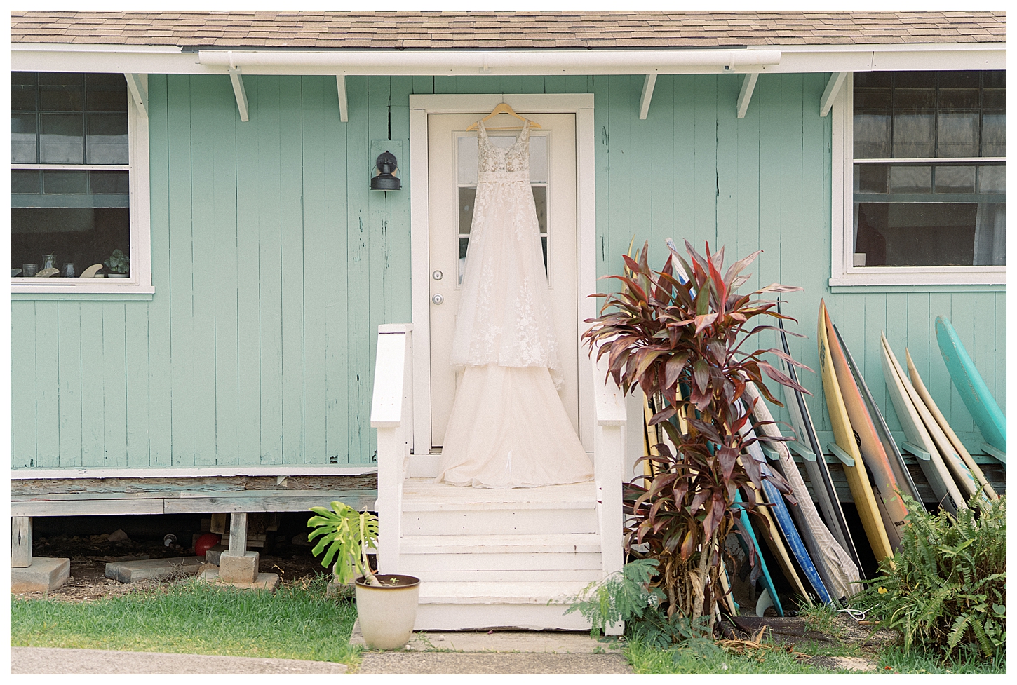 Oahu Hawaii wedding photographer