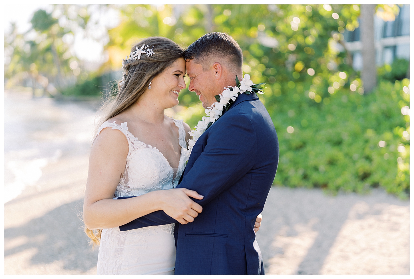 Oahu Hawaii Elopement Photographer