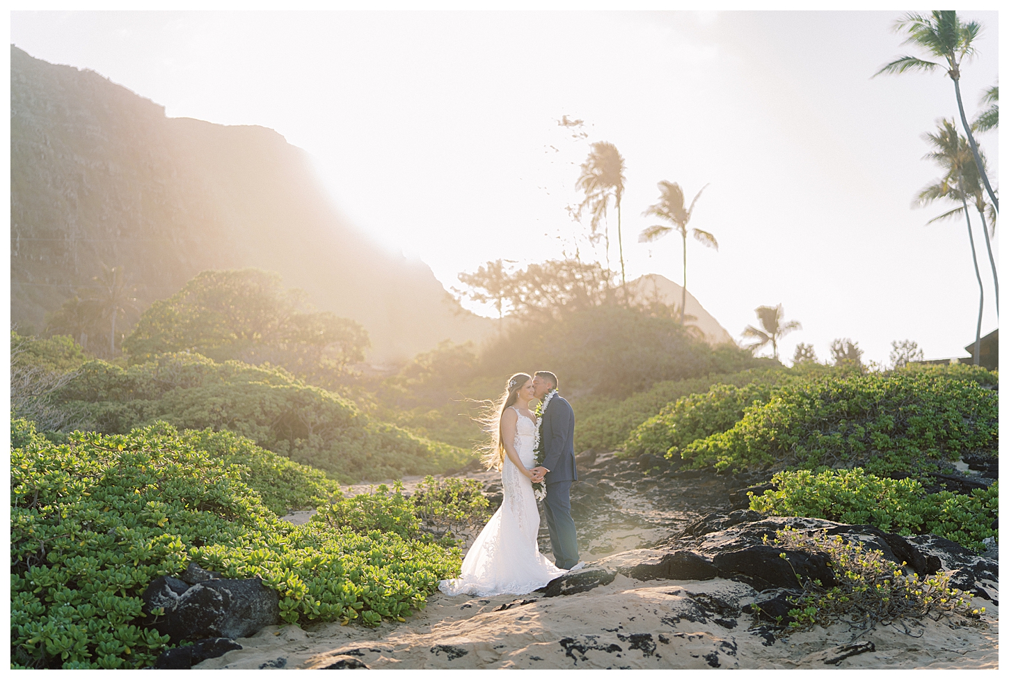 Oahu Hawaii Elopement Photographer