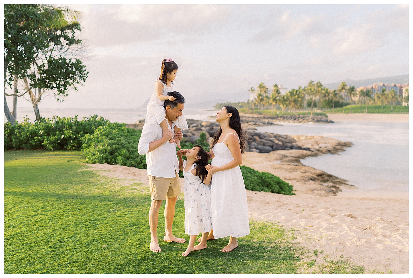 Oahu Hawaii Family Photographer