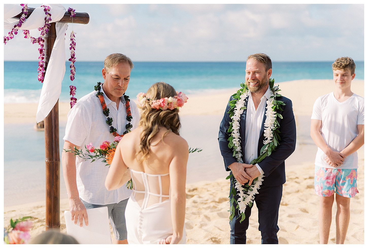 Oahu Hawaii Elopement Photographer