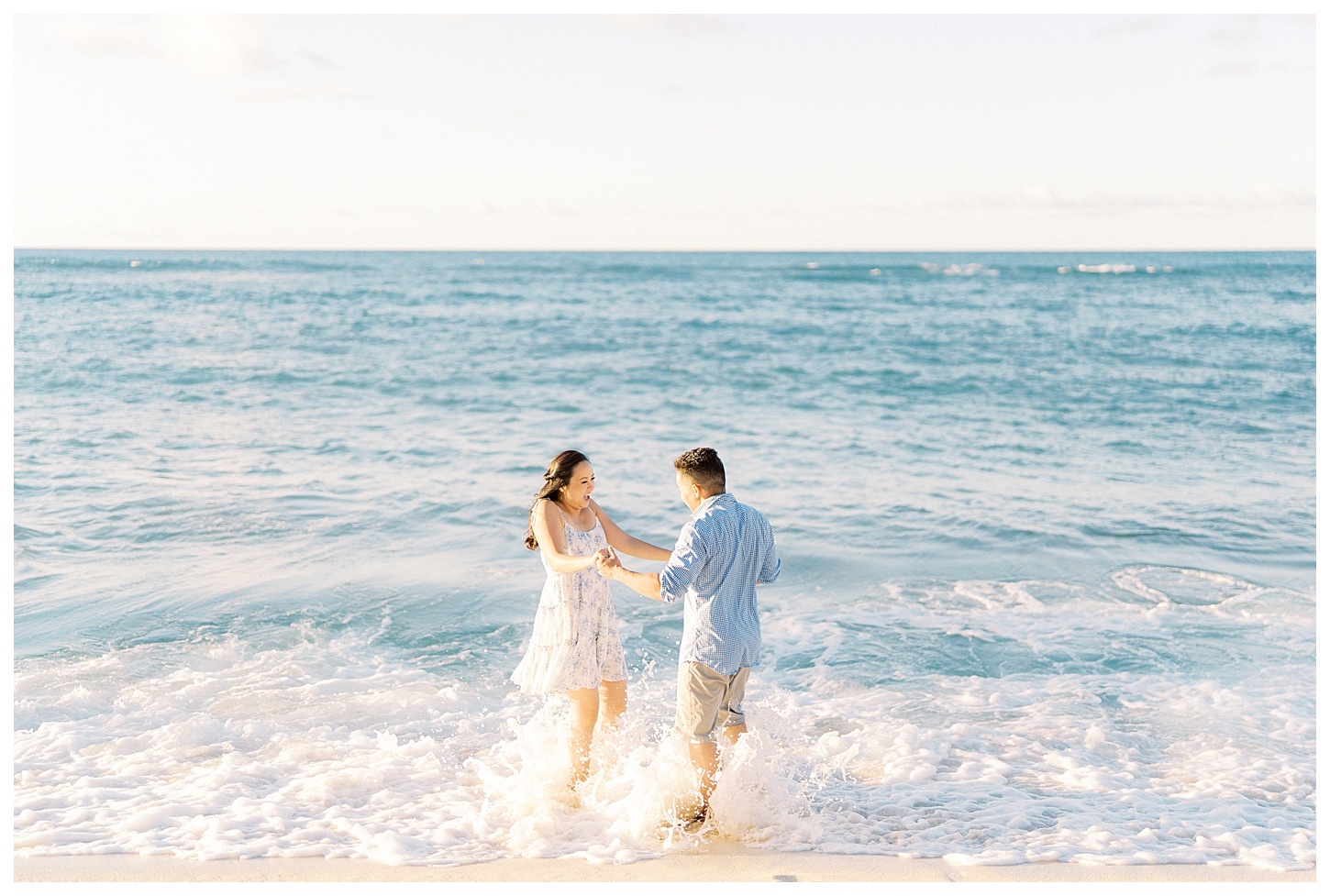 Oahu Hawaii Couples Photographer