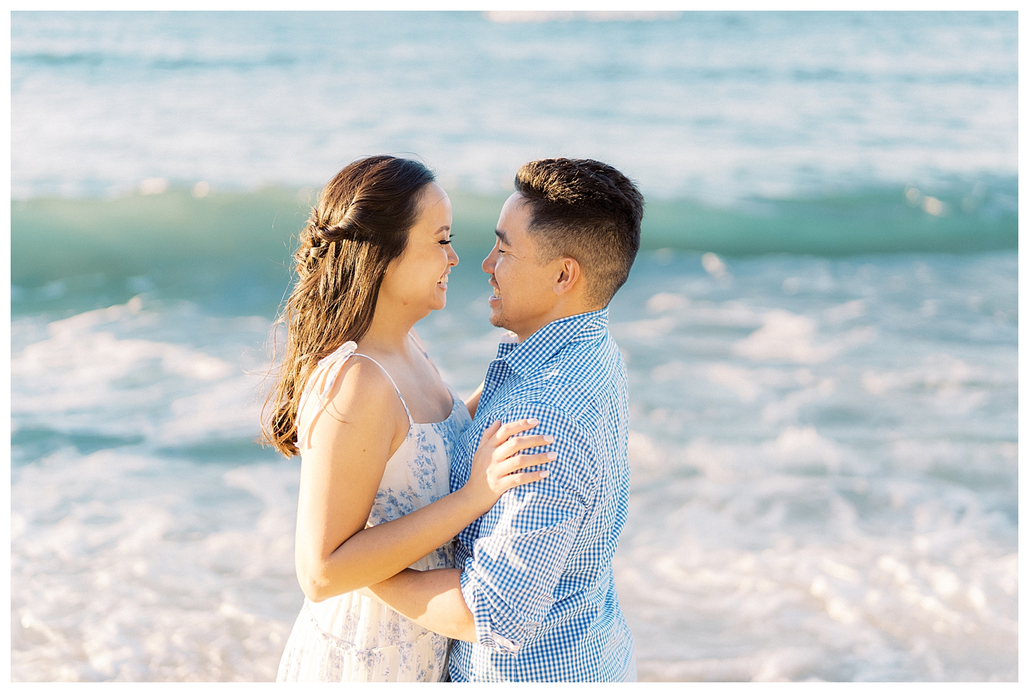 Oahu Hawaii Couples Photographer