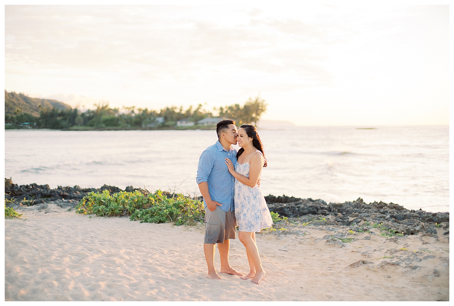 Oahu Hawaii Couples Photographer