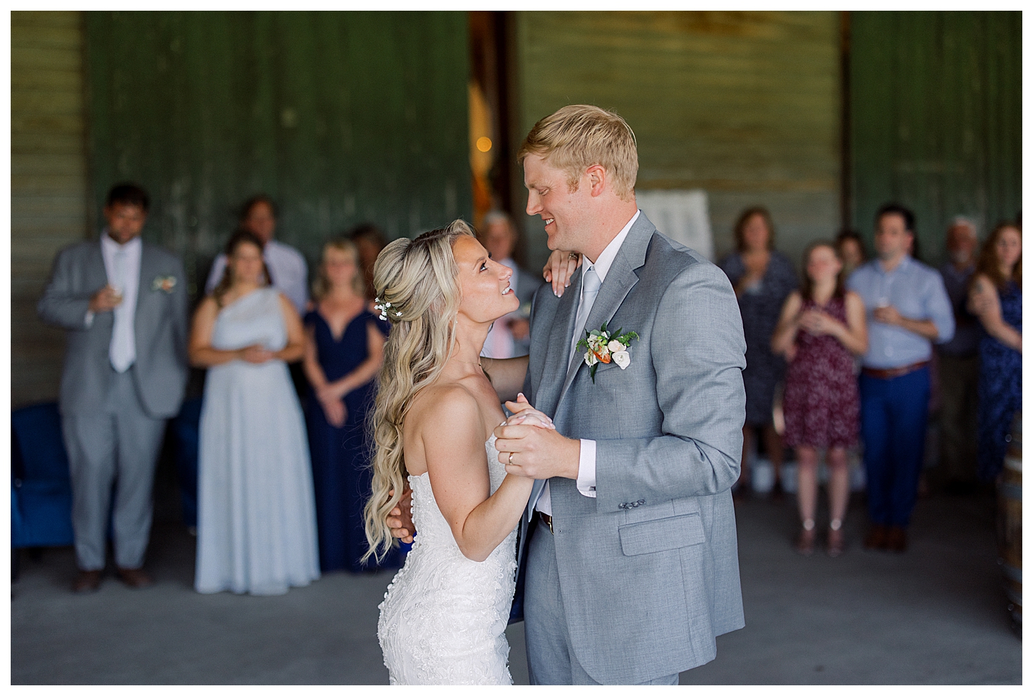 Sky Ridge Farm Wedding Photographer