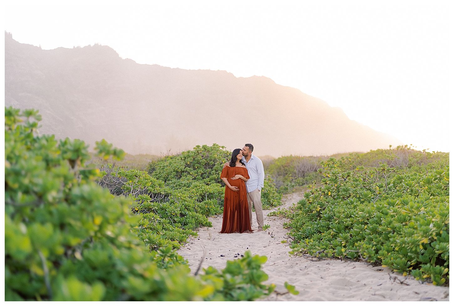Mokuleia Beach Maternity Photographer