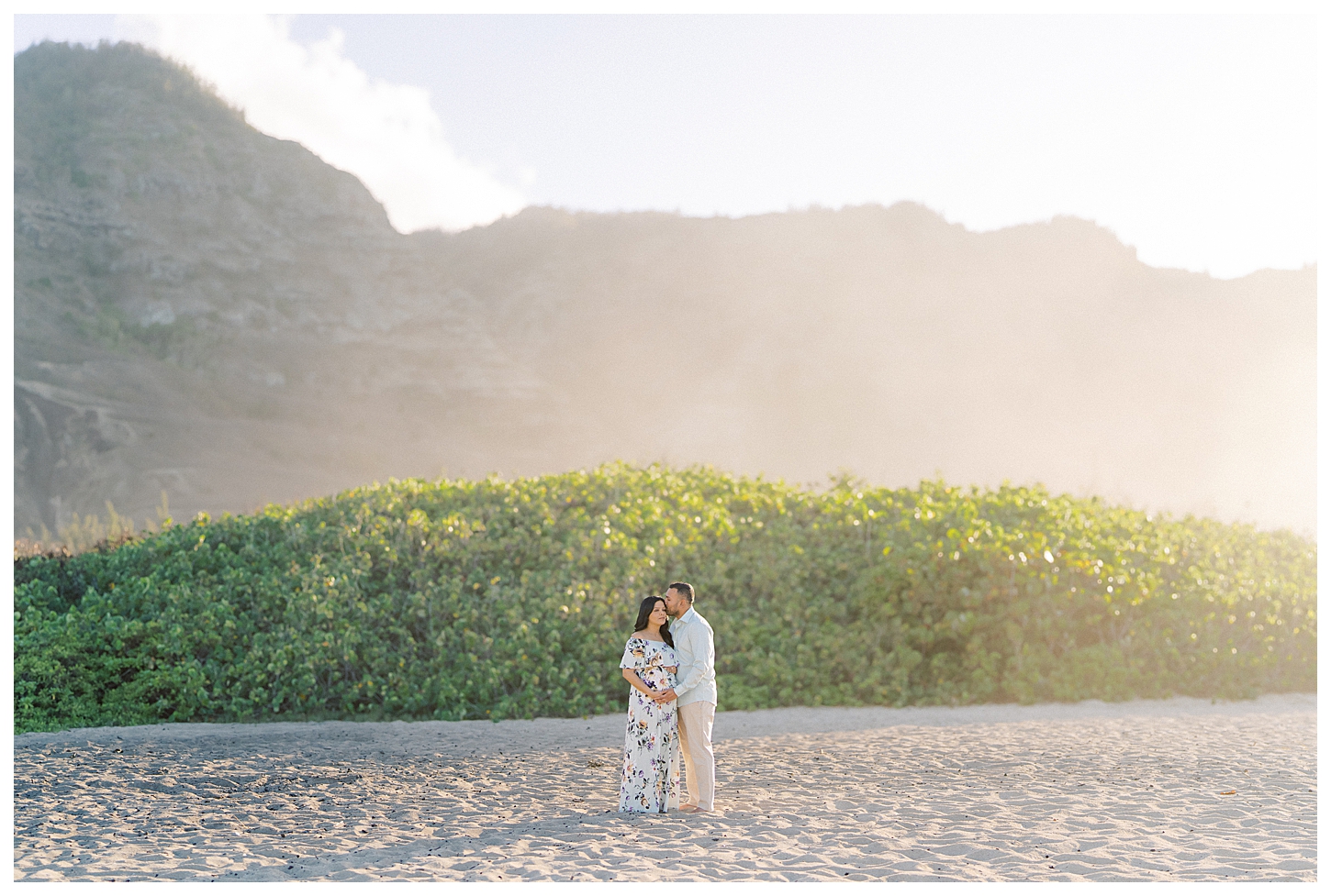 Mokuleia Beach Maternity Photographer