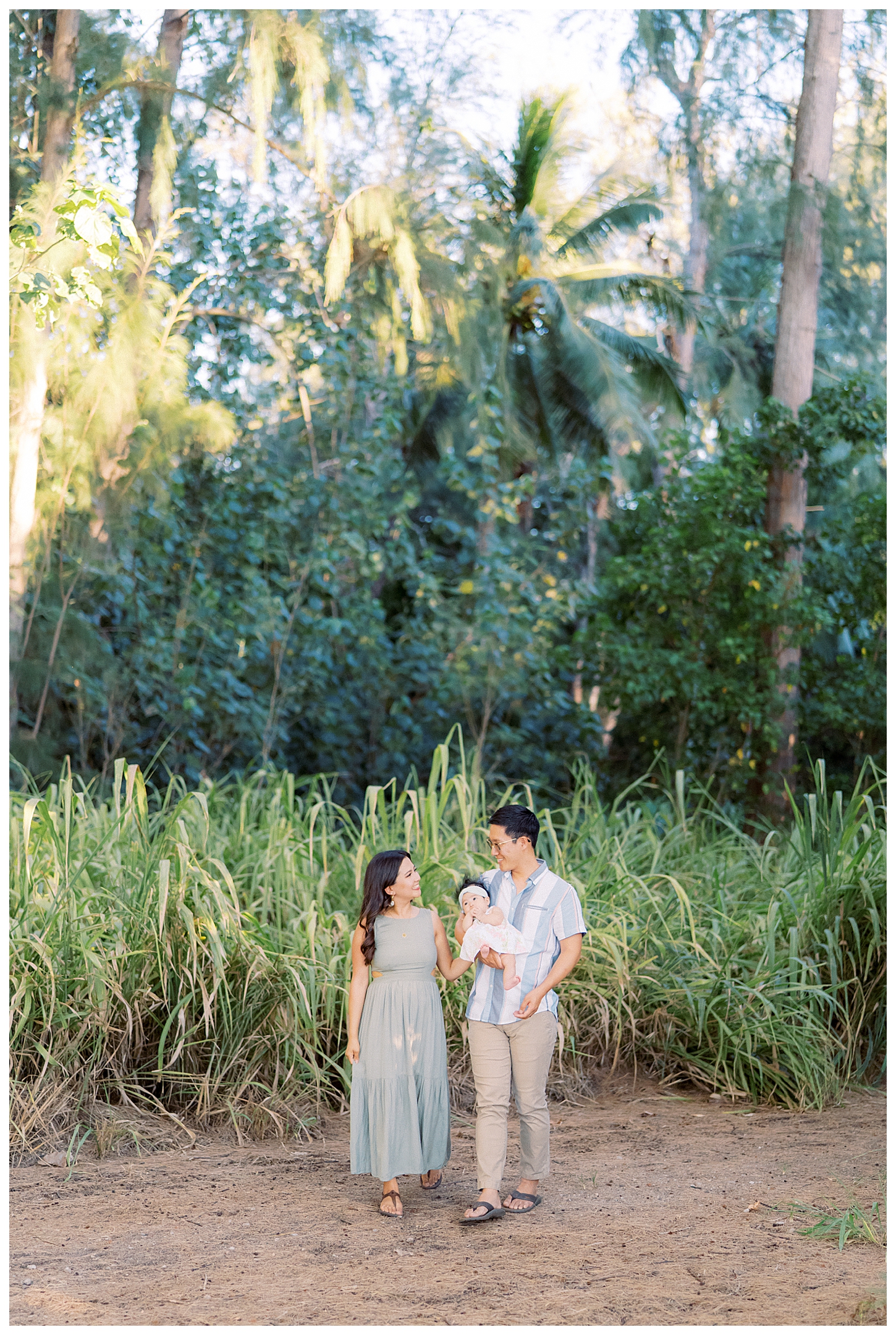 Oahu Hawaii Newborn Photographer