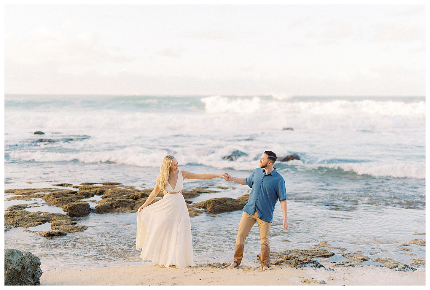 Oahu Hawaii Engagement Photographer