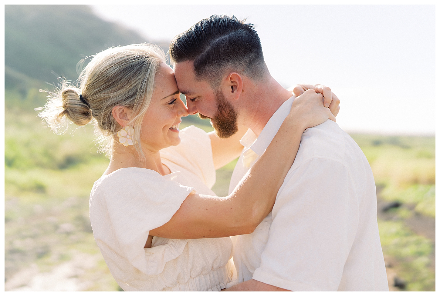 Oahu Hawaii Engagement Photographer