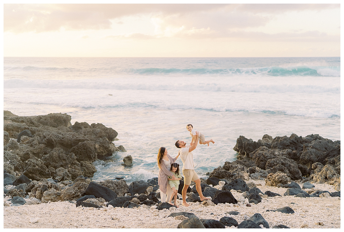 Oahu Hawaii Family Photographer