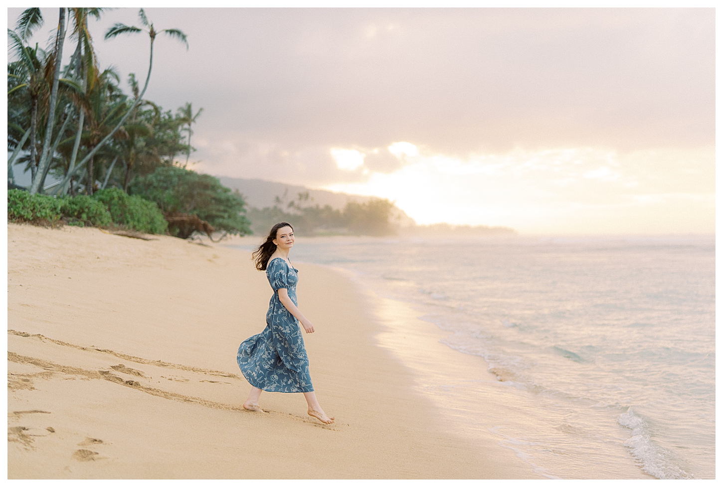 Oahu Hawaii Senior Portrait Photographer