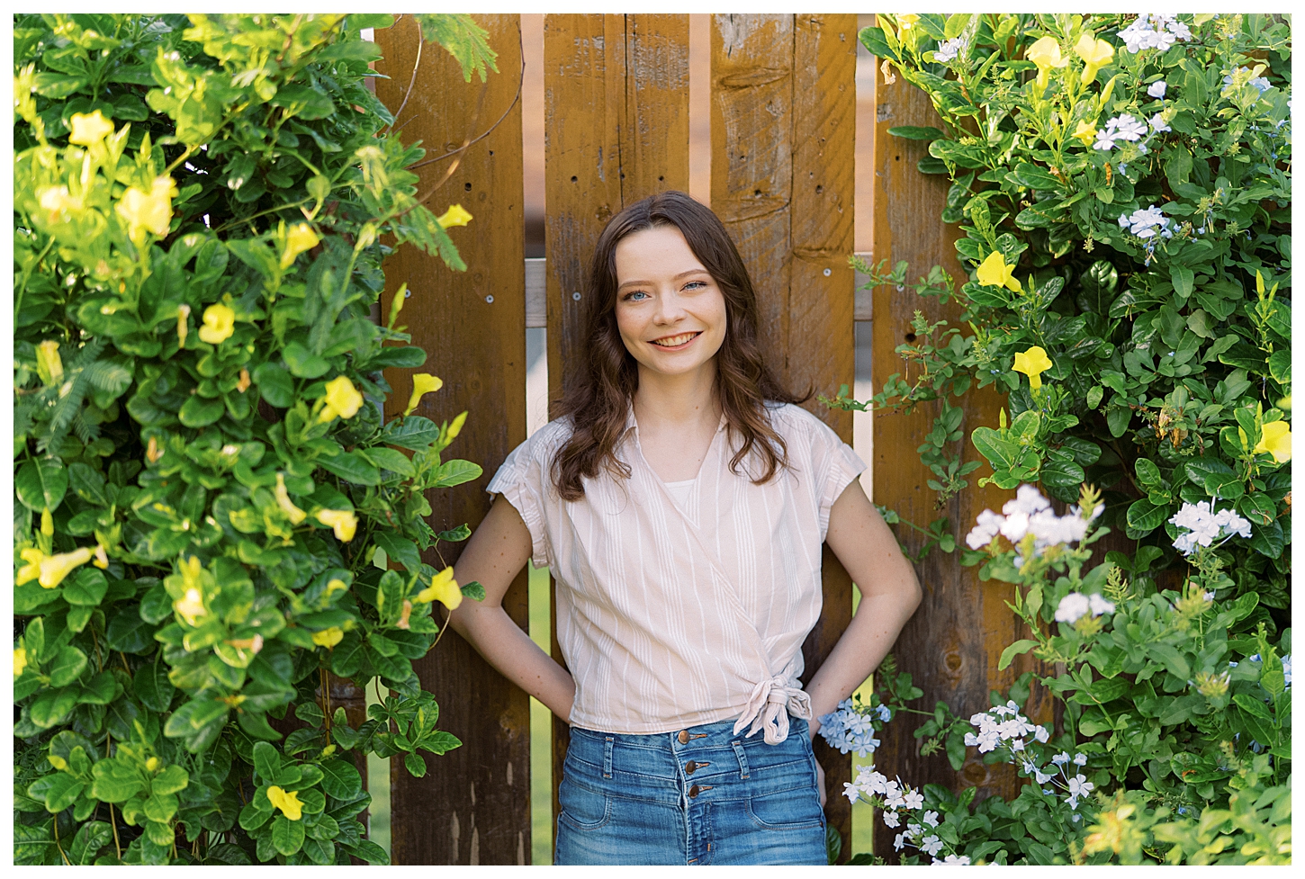 Oahu Hawaii Senior Portrait Photographer