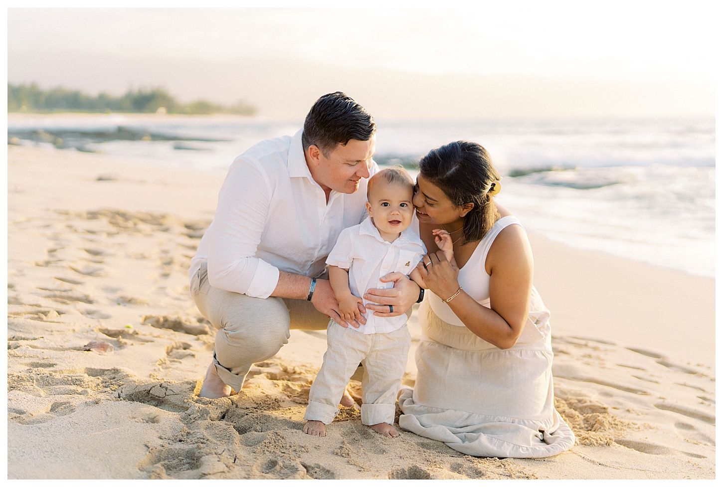 Oahu Hawaii Family Photographer